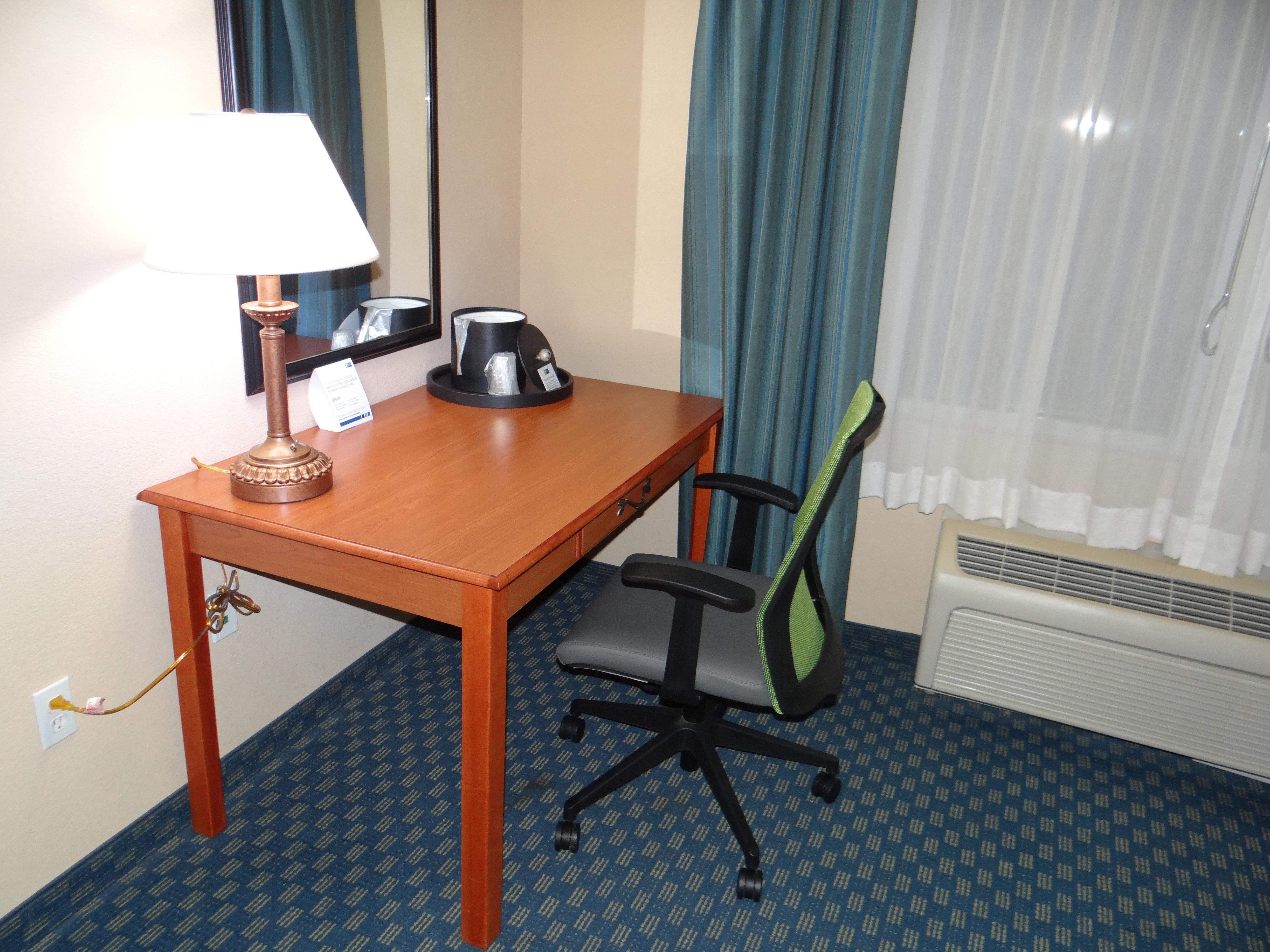 Holiday Inn Express Hotel & Suites Salisbury - Delmar By Ihg Eksteriør bilde
